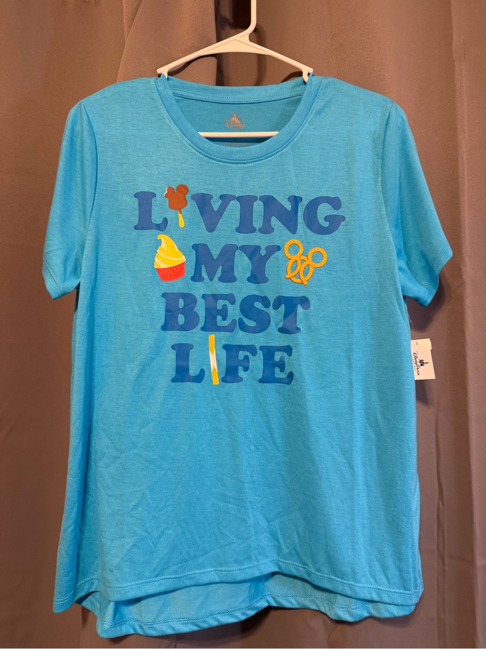 Disney Parks Living My Best Life women’s shirt size medium